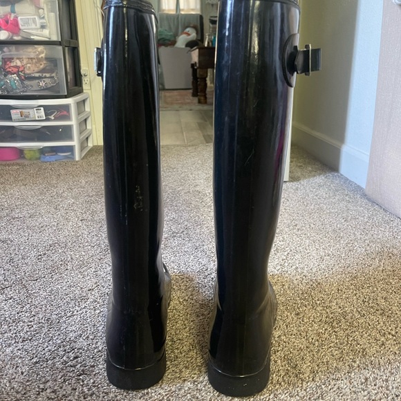 Women’s Size 9 Hunter Rain Boots - Picture 5 of 6